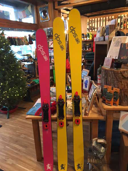 Centre de test Alpenglow Sports Skis MEIDJO