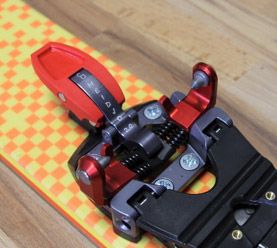 Put the tech-toe in the closed postion when you store your Meidjo