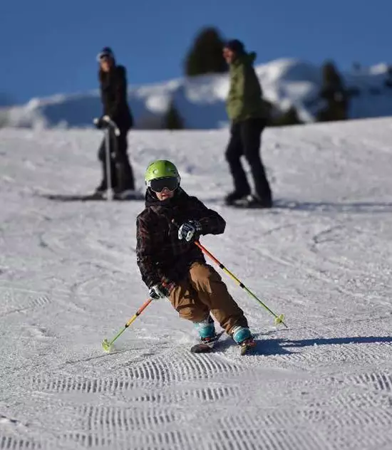 Ambassadeur Chems Giller 4